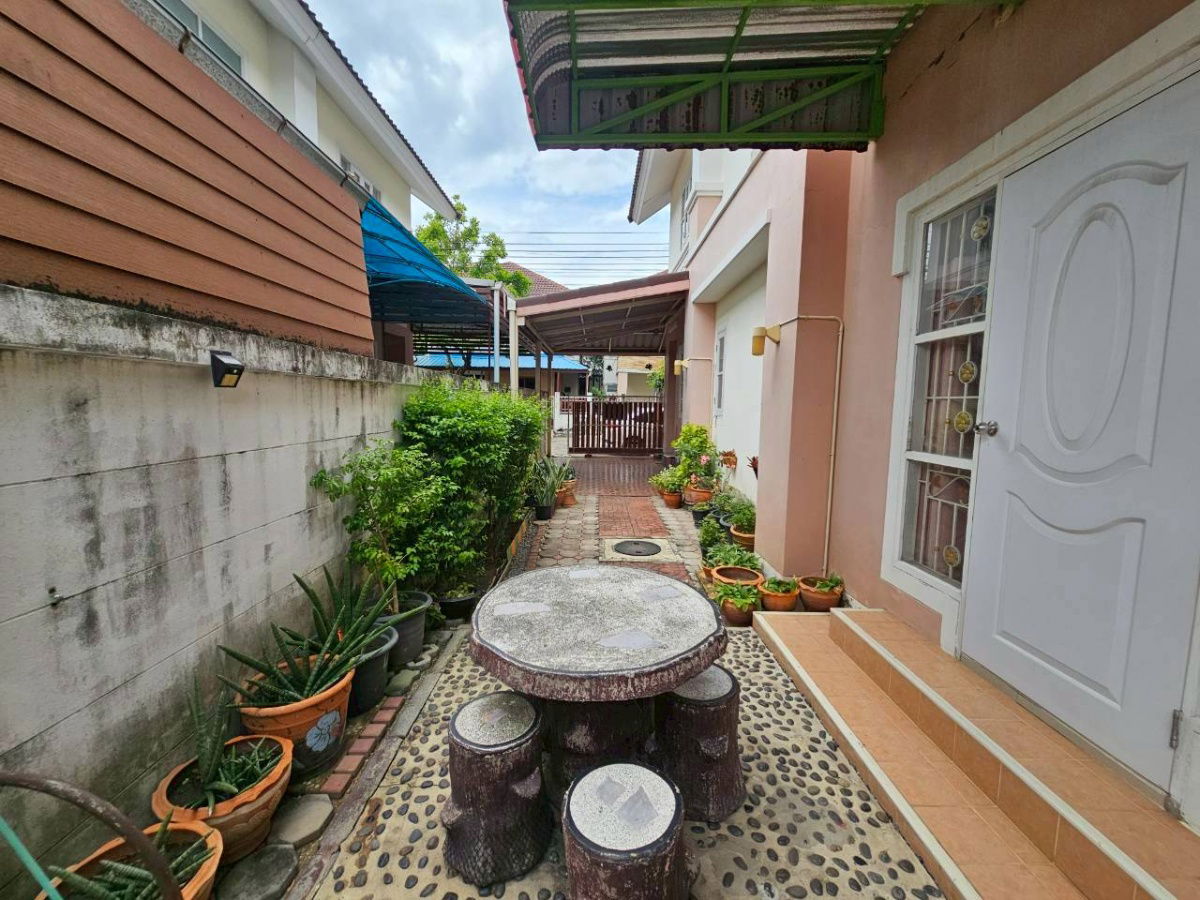 picture 🔥 Urgent Sale!!! Semi-detached house, fully extended and move-in ready, special price at Sena Green Ville Village, Bangna – Thepharak - 10/10