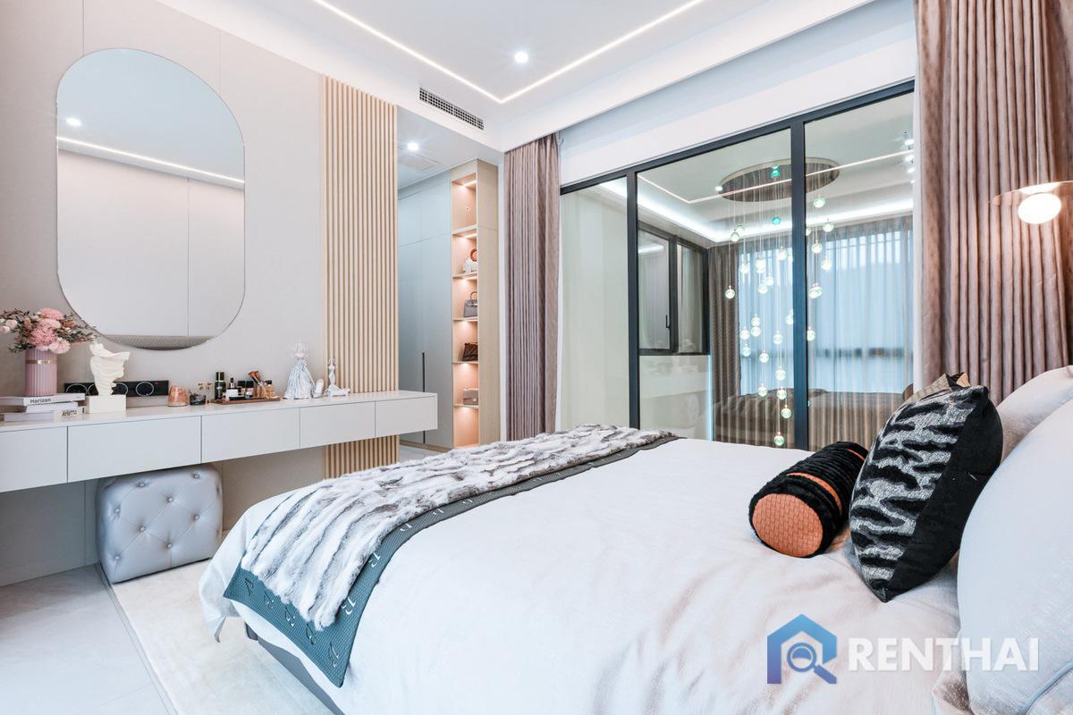 รูป วิลล่าหรูสไตล์โมเดิร์น เรียบหรู ในภูเก็ต - รูปที่ 16/25