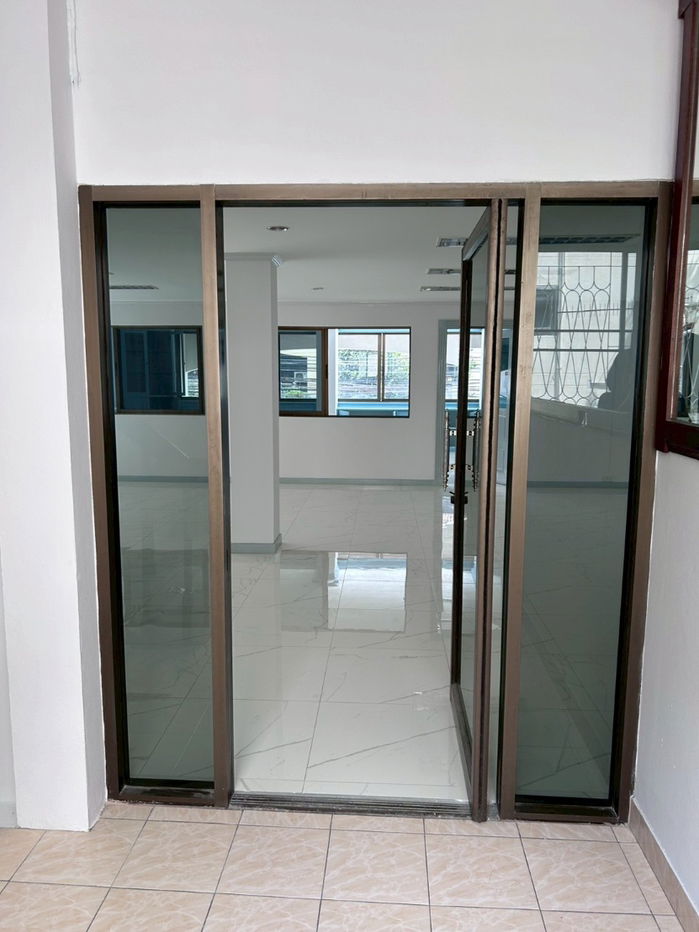 picture Home Office in the middle of Town in Town for RENT/ 办公别墅出租 - 21/35