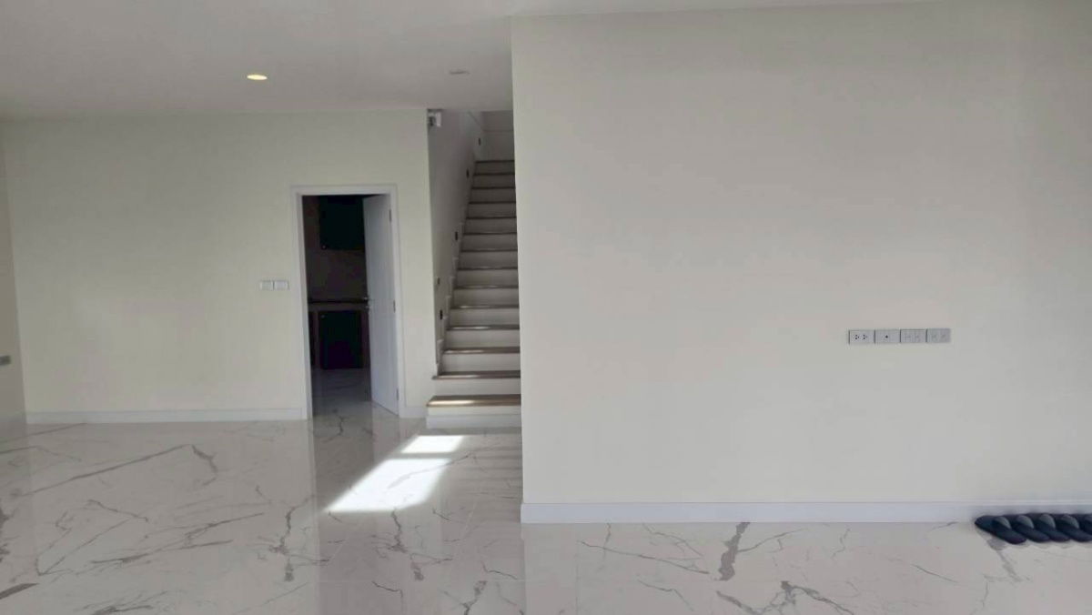 รูป บ้านเดี่ยว 2 ชั้น สไตล์ Modern Classic - รูปที่ 49/97