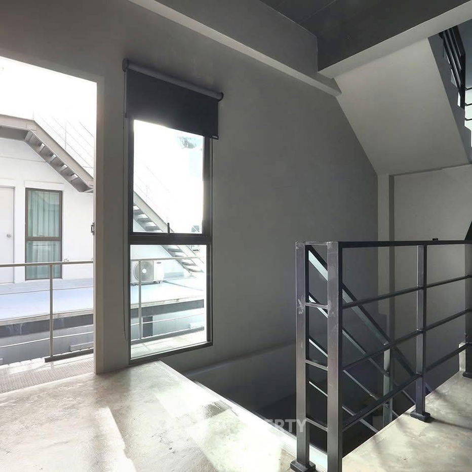 รูป ทาวน์เฮาท์ 3-ห้องนอน ใน นวลจันทร์ (ID 2066407) - รูปที่ 15/17