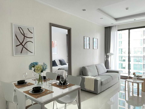 For rent Supalai Oriental Sukhumvit 39 - 2 beds nice room, large unit, ready to move in 