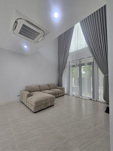 2-bed house for rent, 214 sqm, 37.6 sq wah, Baan Klang Muang Classe Sukhumvit 77