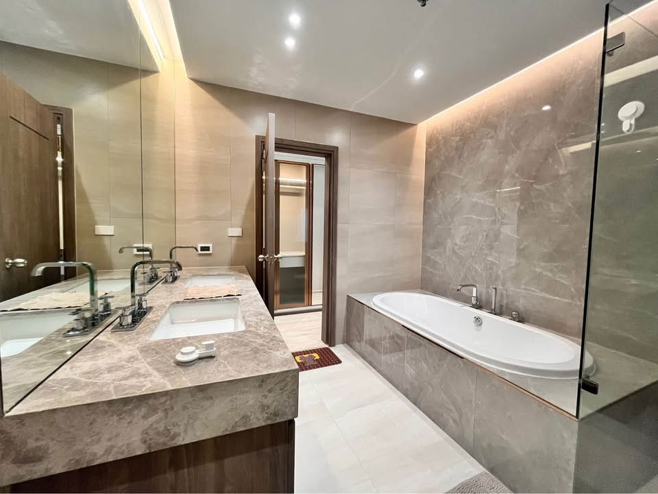 picture Condo for rent The Emporio Sukhumvit 24 Monthly 70,000 thb. - 12/14
