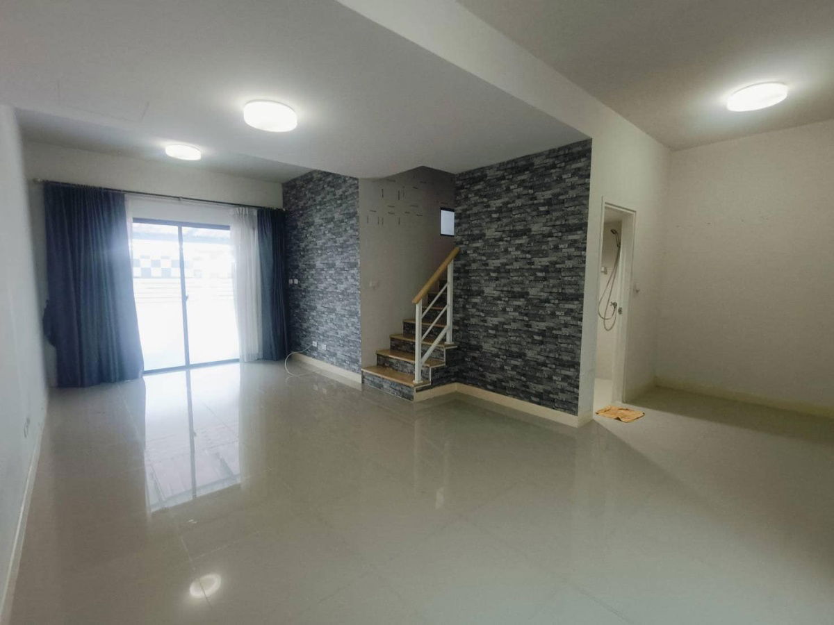 picture 🏡 Urgent Sale 2-Storey Townhouse, 18.2 sq. wah 📍 The Connect 33 Village - 6/15