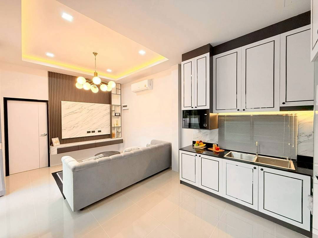 picture New Pool Villa near Mabprachan Lake Pattaya - 8/18