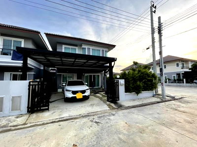 เช่าบ้านเดี่ยว ม.เทคโนโลยีมหานคร : 🔊 ปล่อยเช่า 🏡 บ้านหลังริมติดถนนหลัก หนองจอก 🏡 ราคา 28,000 /เดือน  🏬 ใกล้ พระจอมเกล้าลาดกระบัง