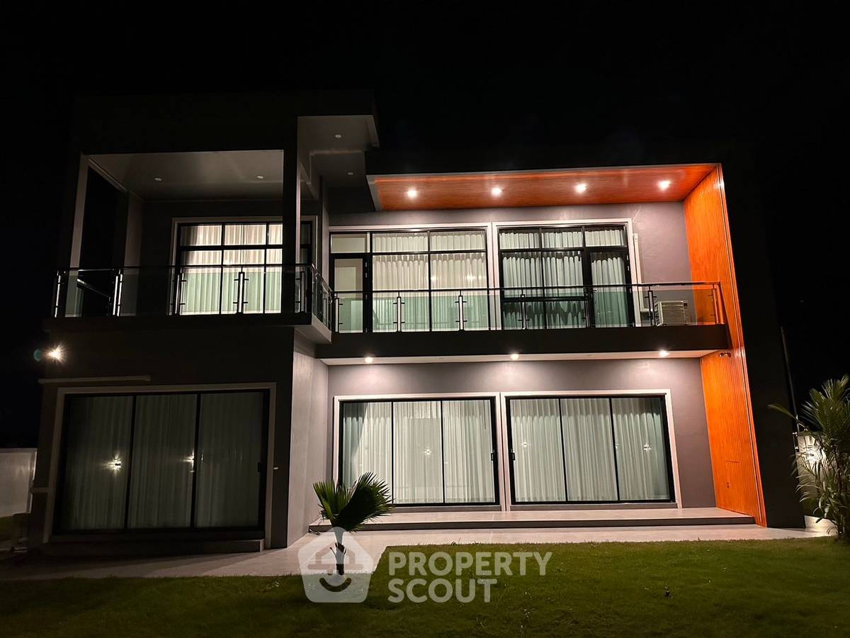 รูป บ้าน 4-ห้องนอน ใน หินเหล็กไฟ (ID 1399489) - รูปที่ 4/15
