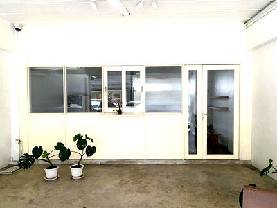 Retail spaces for rent Bangkok : LTHC12962 – Shophouse for Rent at Ekkamai Size 170 sqm. 2 storey 1 room 1 bath Near Donki Mall ONLY 100K/Month