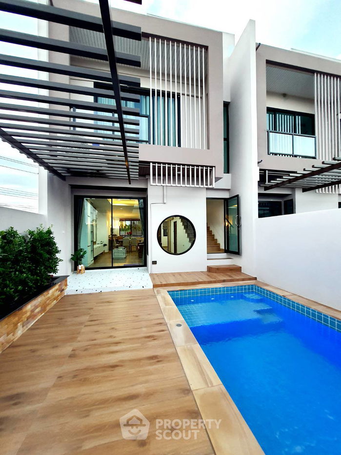 รูป ทาวน์เฮาท์ 3-ห้องนอน ใกล้ สวนนงนุช (ID 1543711) - รูปที่ 1/11