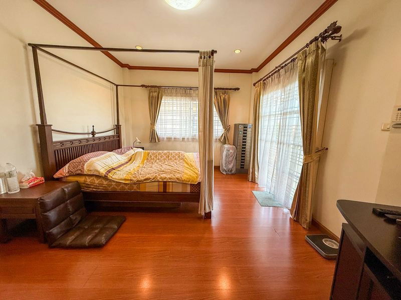 picture Two-storey detached house for sale in a community area, Chak Kho-Nong Yai Bu Road, Sriracha, Chonburi - 9/18