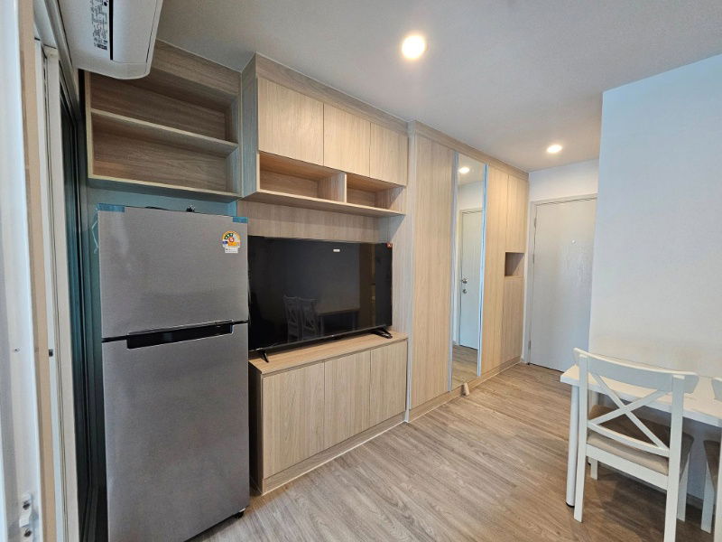 รูป ให้เช่าคอนโด  Regent Home Bangna พร้อมเข้าอยู่สนใจติดต่อ Line @goodmanpro หรือ โทร 0999029192 - รูปที่ 4/9