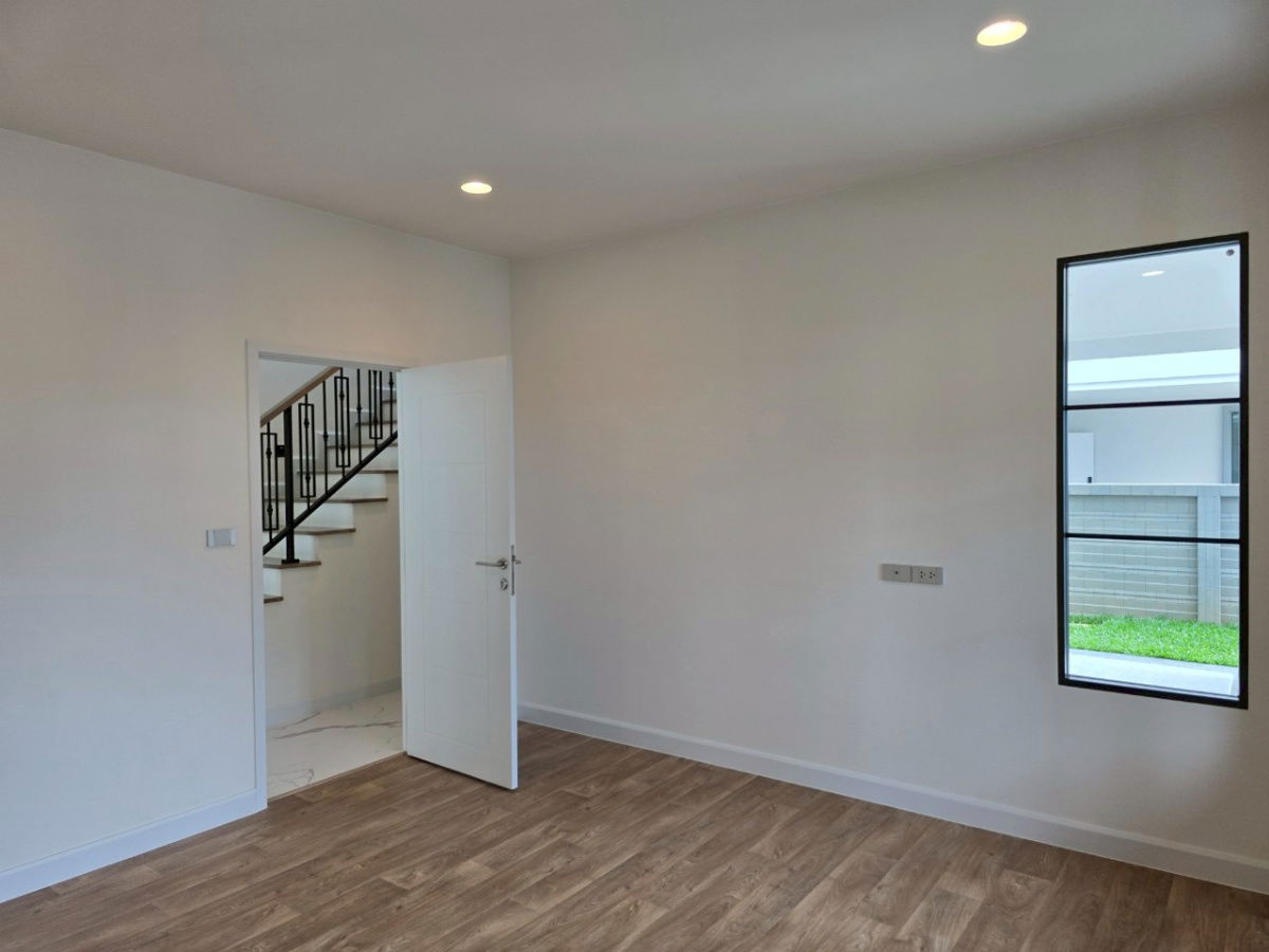 รูป บ้านเดี่ยว 4ห้องนอน 4ห้องน้ำ ที่ดินใหญ่ใกล้ส่วนกลาง - รูปที่ 19/39