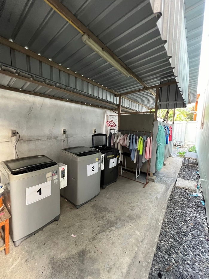 picture For sale: Land with a 3-storey dormitory building on a 100-square-wah plot, located in Soi Onnut 66, Bangkok - 9/10