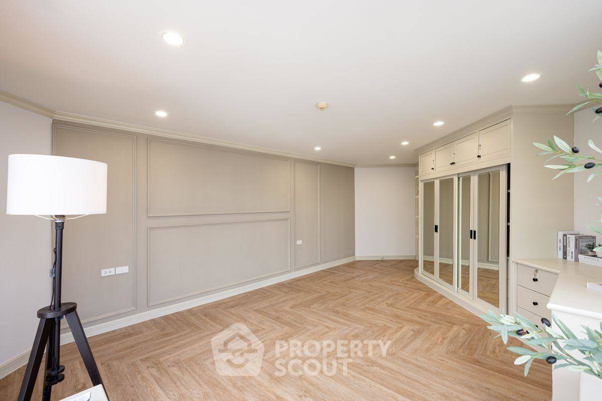 รูป คอนโด 3-ห้องนอน ที่ เดอะ วอเตอร์ฟอร์ด พาร์ค สุขุมวิท 53 คอนโดมิเนียม ใกล้ BTS ทองหล่อ (ID 2257073) - รูปที่ 26/29