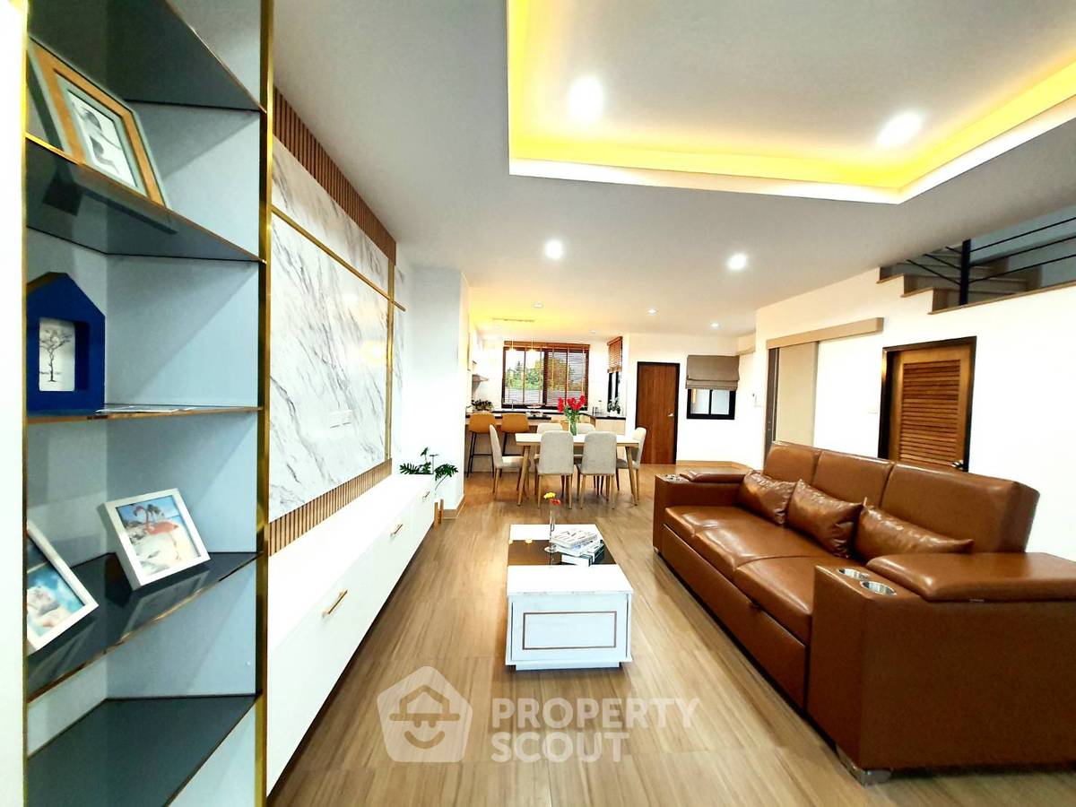 รูป ทาวน์เฮาท์ 3-ห้องนอน ใกล้ สวนนงนุช (ID 1543711) - รูปที่ 4/11