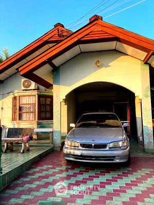Houses for sale Montfort College Secondary Section : 2-BR House in Nong Phueng (ID 2027257)