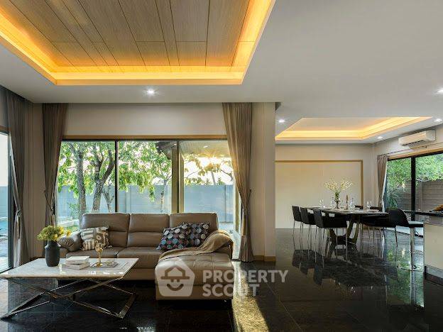 picture 3-BR Villa close to Huai Yai (ID 2257173) - 6/16