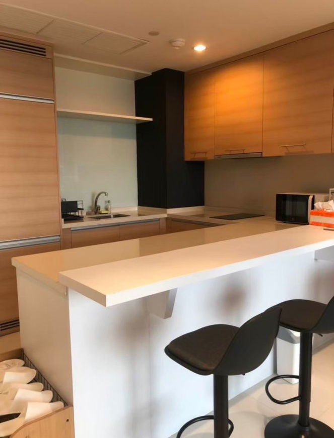 picture Urgent Sale‼️ Aguston Sukhumvit 22 Condo – Pet Friendly - 5/25