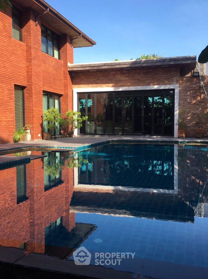 picture 3-BR House in Bang Chan (ID 1756989) - 1/10