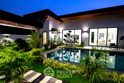 Houses for sale Chonburi : 4-BR Villa in Pong (ID 2047899)