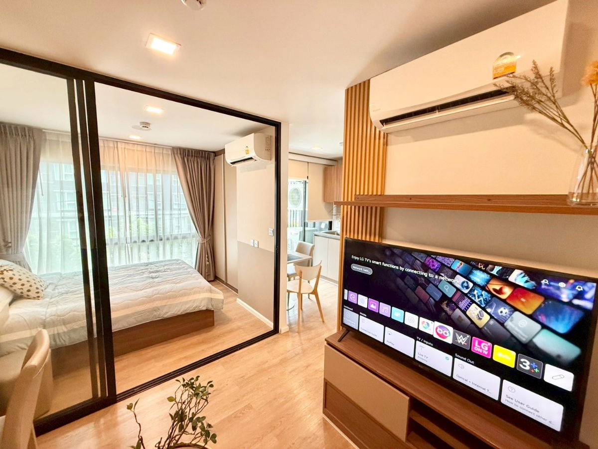 picture Separate kitchen, beautiful built-in furniture, complete with electrical appliances - 12/22