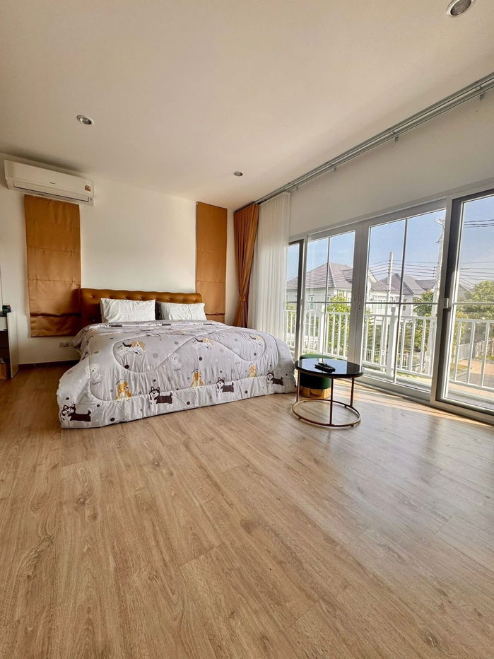 picture House for rent Grand Sivarom Sukhumvit Bang Pu, ready to move in. If interested, contact Line @goodmanpro or call 0999029192. - 6/12