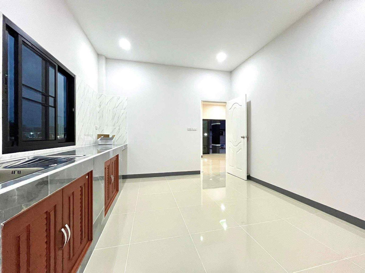 picture  🎉Beautiful newly built house for sale 🏠 Only 2,100,000 baht!!🔥 📍Near the city, Tha Ruea area, Doi Saket District Chiang Mai  - 6/22