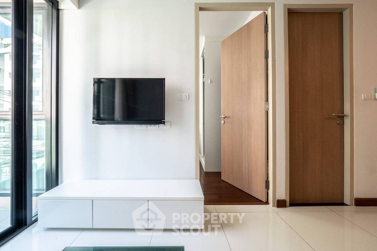 picture 1-BR Condo at Le Cote Thonglor 8 Condominium near BTS Thong Lor (ID 2257171) - 3/10