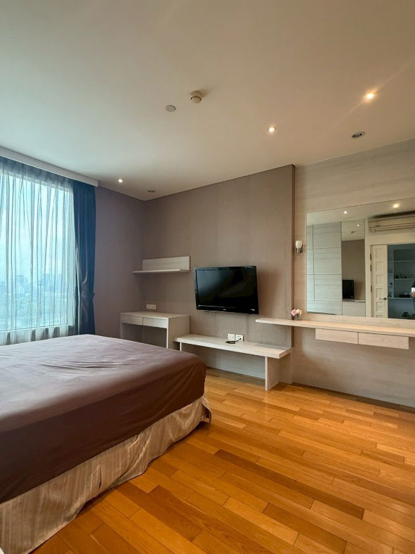 picture Urgent Sale‼️ Aguston Sukhumvit 22 Condo – Pet Friendly - 16/25