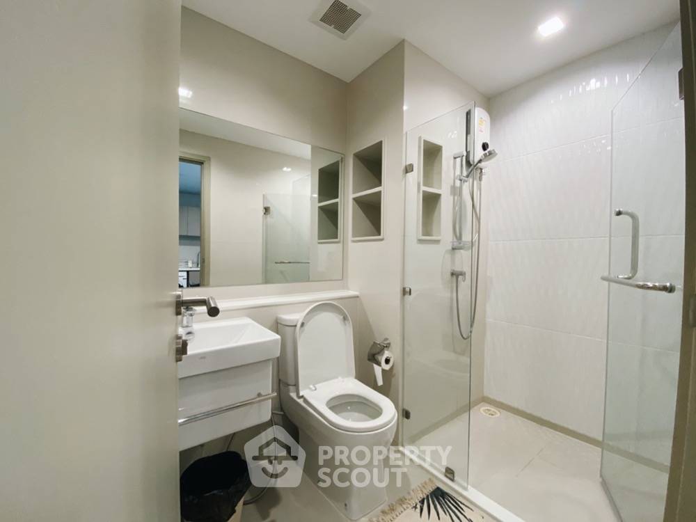 picture 1-BR Condo at Life Ladprao near BTS Ha Yaek Lat Phrao (ID 438089) - 2/5