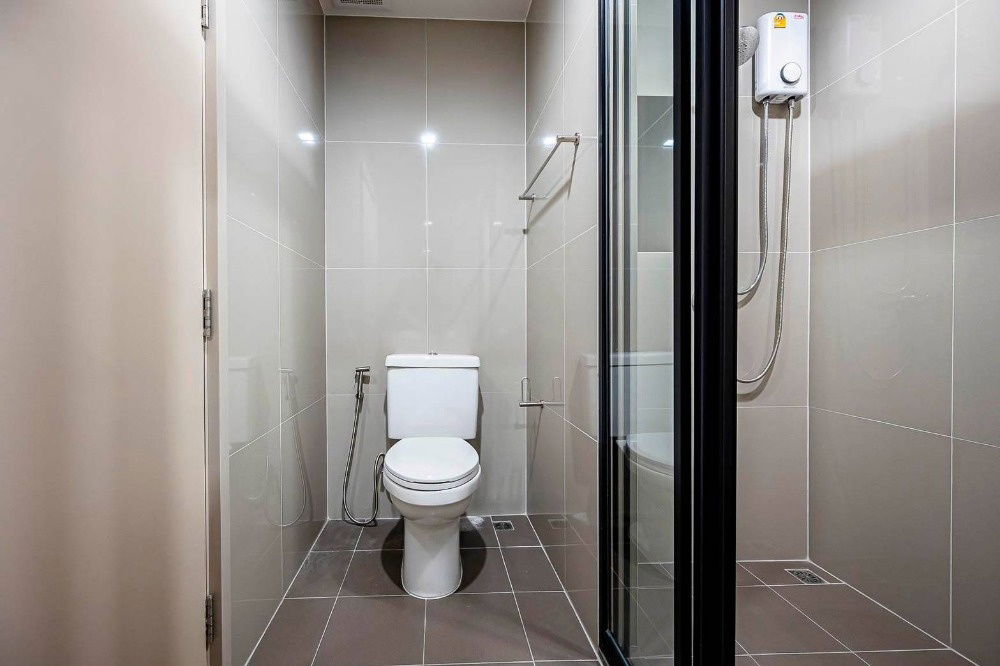 picture Code: KJ8248  for rent THE BASE Phetchaburi - Thonglor // Line ID: @kjcondo (with @) // - 3/16