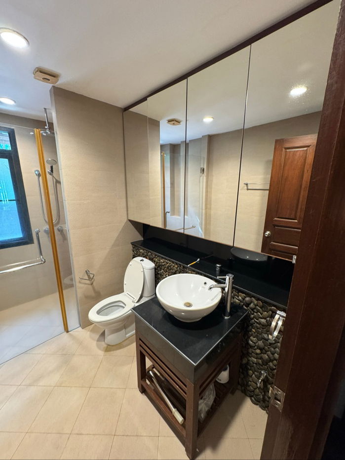 รูป บ้านเดี่ยว พัทยา วิวดีที่สุดในโครงการ The Village Housing Estate by Horseshoe Point เนื้อที่ 2 งาน 41 ตรว โฉนดเลขที่ 161123 - รูปที่ 10/13