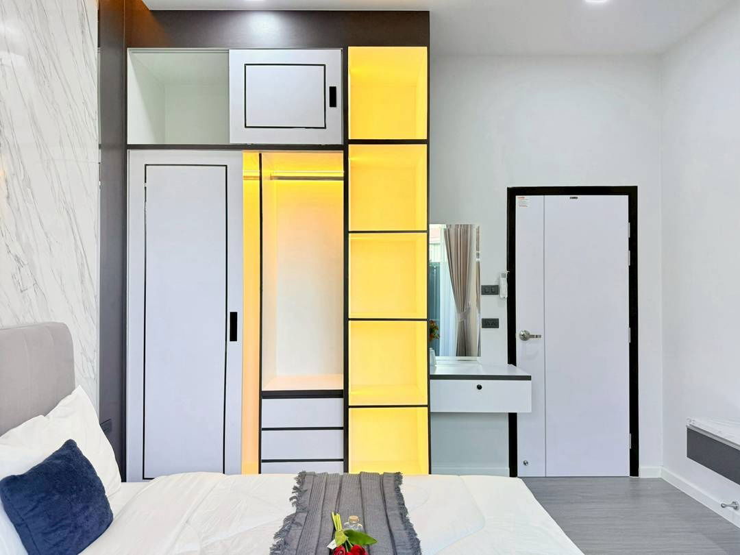 picture New Pool Villa near Mabprachan Lake Pattaya - 4/18