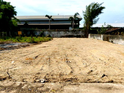 Land for sale Si Racha Chonburi : Land for sale, community area, Sakkho-Nongkham line, Sriracha, Chonburi