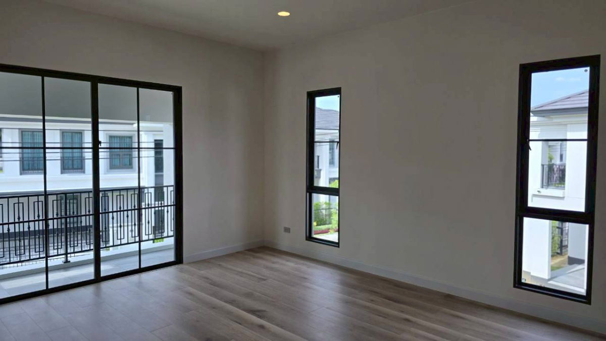 รูป บ้านเดี่ยว 2 ชั้น สไตล์ Modern Classic - รูปที่ 90/97