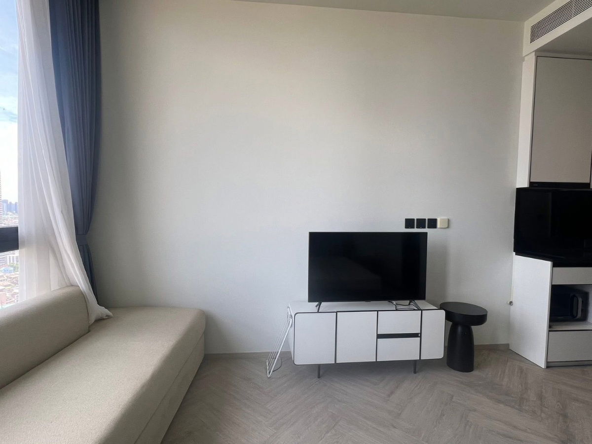 picture Forrent Chapter Charoennakhon-Riverside  Condominiums  - 4/7
