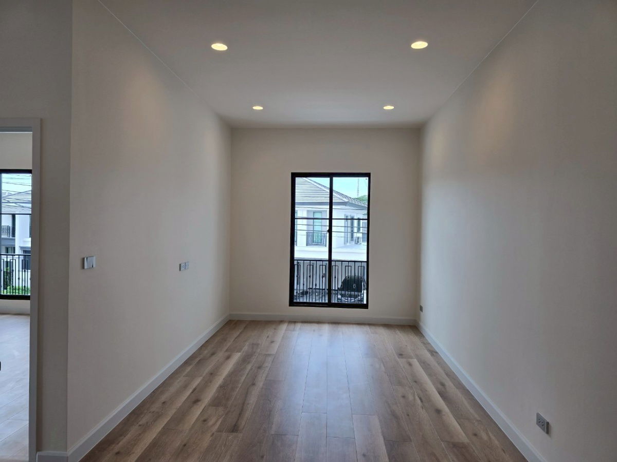 รูป บ้านเดี่ยว 4ห้องนอน 4ห้องน้ำ ใกล้ชิดส่วนกลาง - รูปที่ 16/42