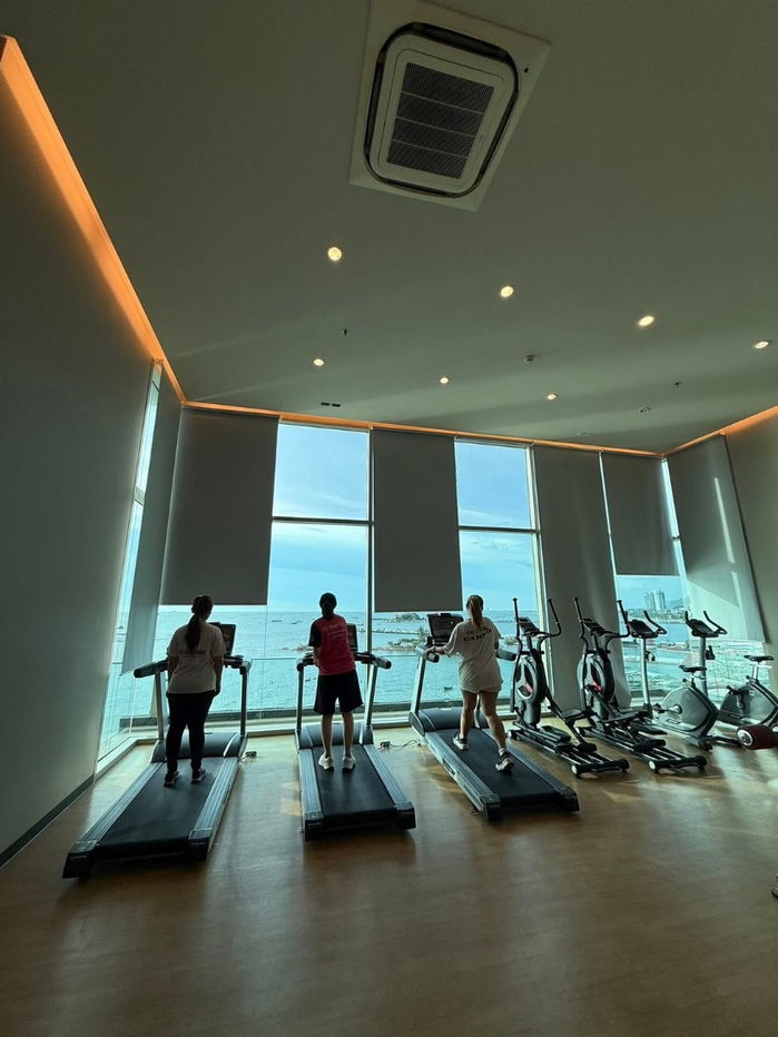 picture UK01-362 Condo for rent, Marina Bayfront Sriracha, 2 bedrooms, 2 bathrooms, sea view room, 88 sq m., sea side, corner room, 50,000 baht/month. - 14/16