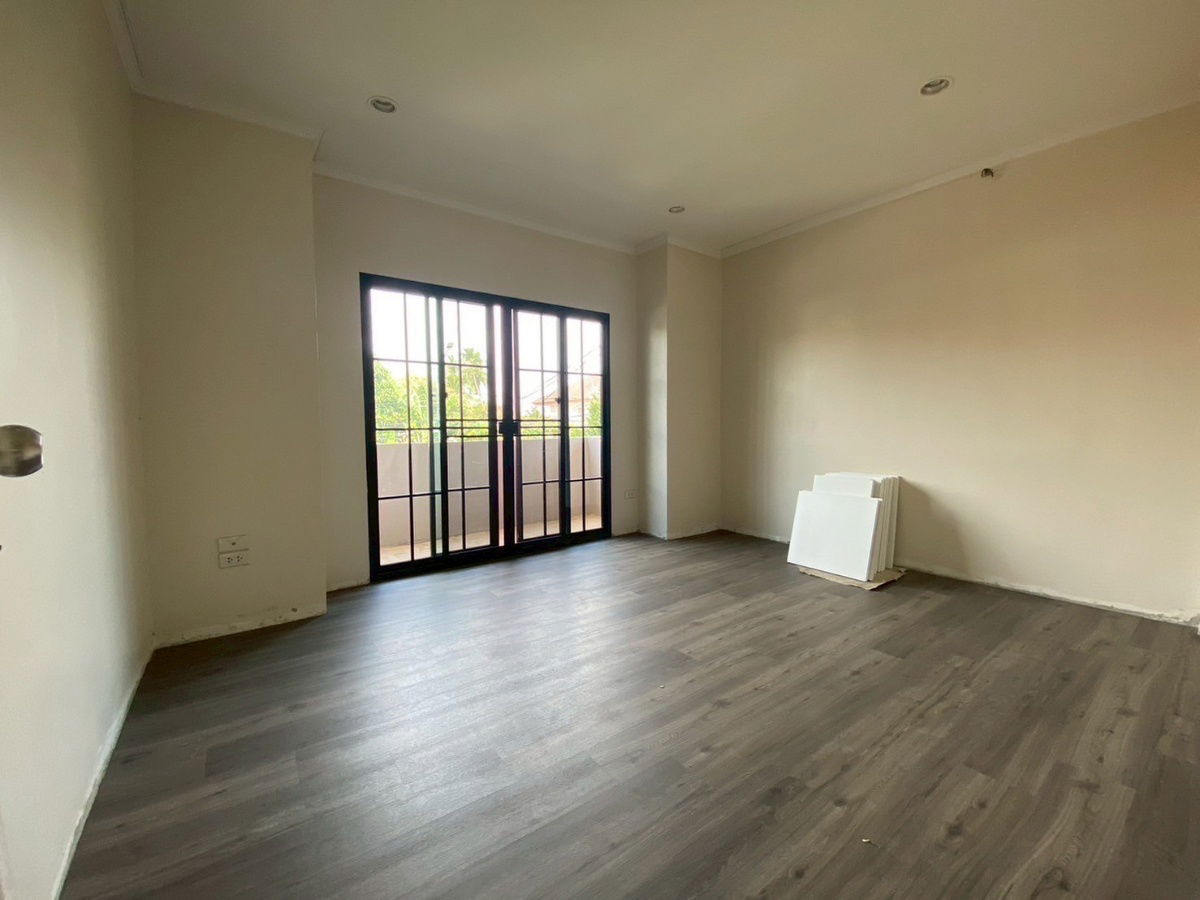 รูป PK005 ขายบ้านเดี่ยวรีโนเวทใหม่ พร้อมอยู่ ทำเลดีเยี่ยม – หมู่บ้านธารา ปิ่นเกล้า - รูปที่ 5/20