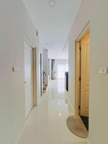 4-bed house for rent, 210 sqm, 60.4 sq wah, Centro Rama 9-Krungthep Kreetha