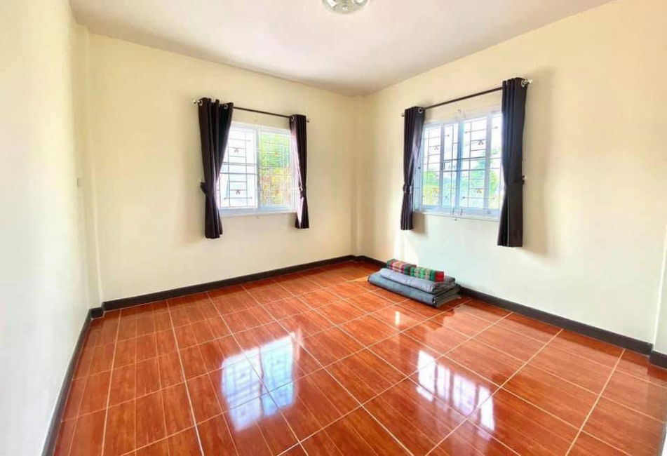 picture UK06-071 🏡House for rent, 3 bedrooms, 2 bathrooms - Soi Sakkho-Nongkham 5 💰Rental price 20,000 baht - 9/12