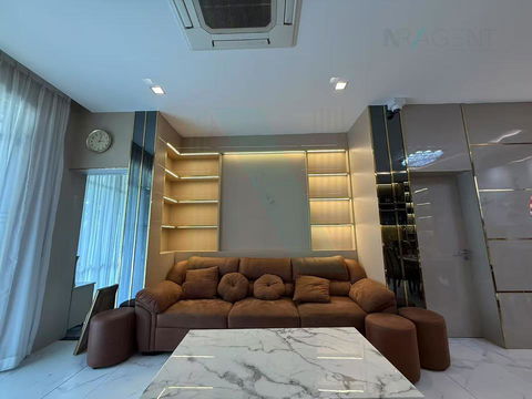 🚩 For Rent 2-story House BANGKOK BOULEVARD SRINAKARIN-BANGNA 6 bedroom 5 bathroom