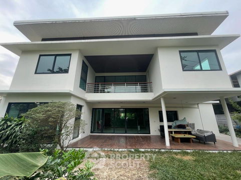 4-BR House in Lat Phrao (ID 1351742)