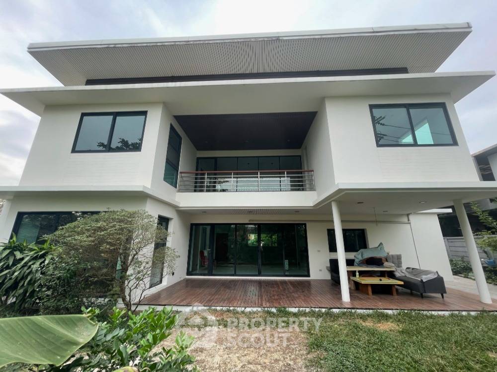 รูป บ้าน 4-ห้องนอน ใน ลาดพร้าว (ID 1351742) - รูปที่ 1/49