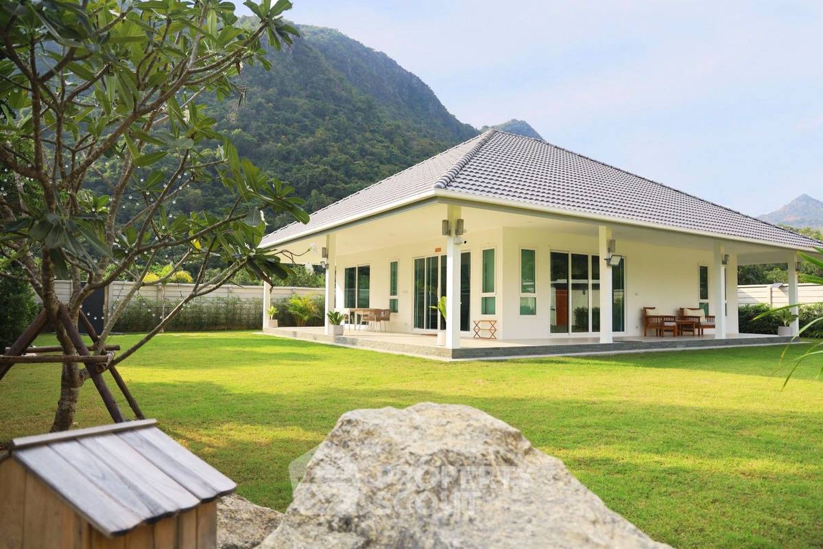 ขาย บ้านวิลล่า 3 ห้องนอน เลี้ยงสัตว์ได้ ในสามร้อยยอด (168 ตร.ม.) (ID 1468269)