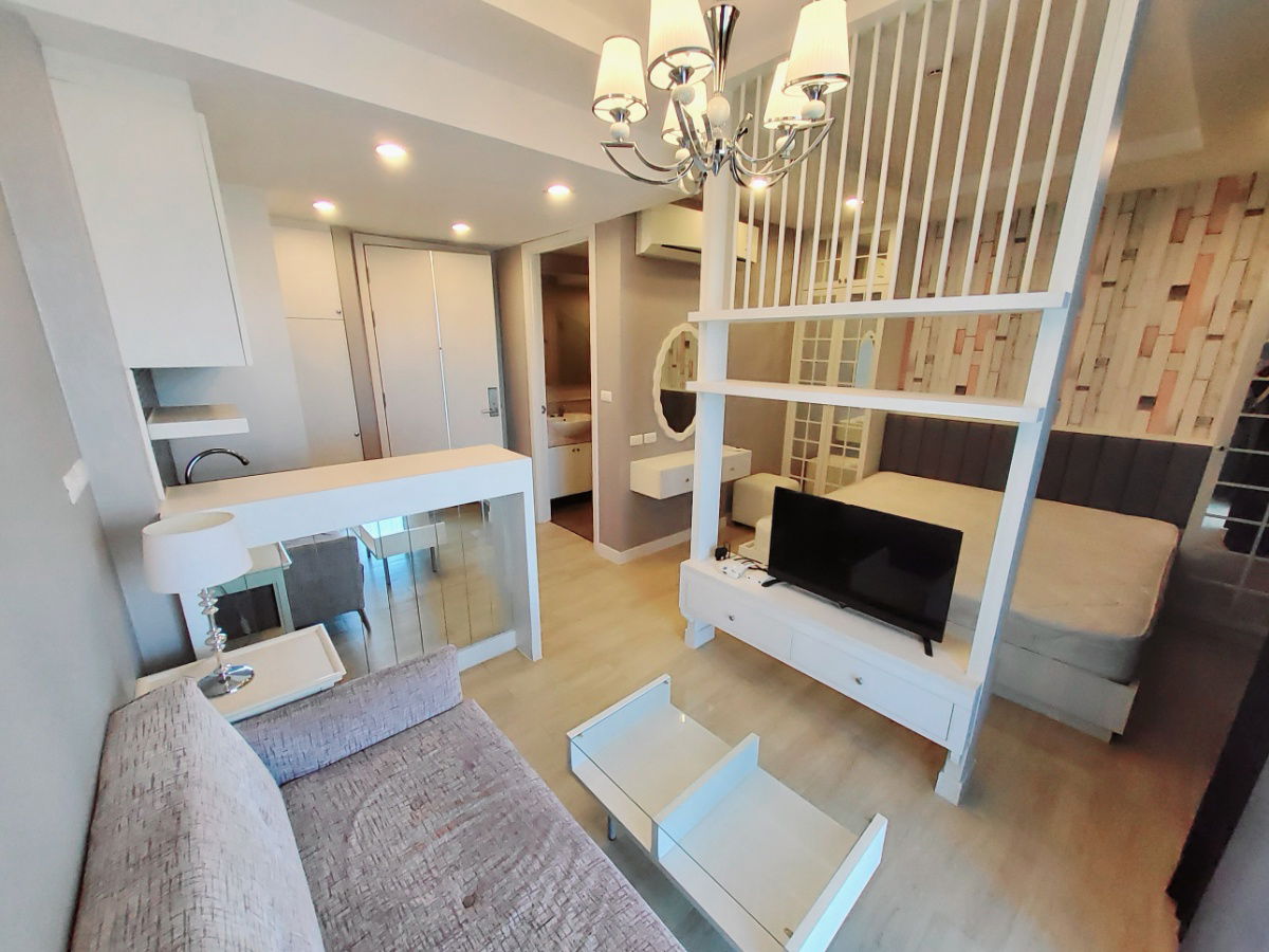picture  The patio condo B Floor 4 for rent  - 1/9
