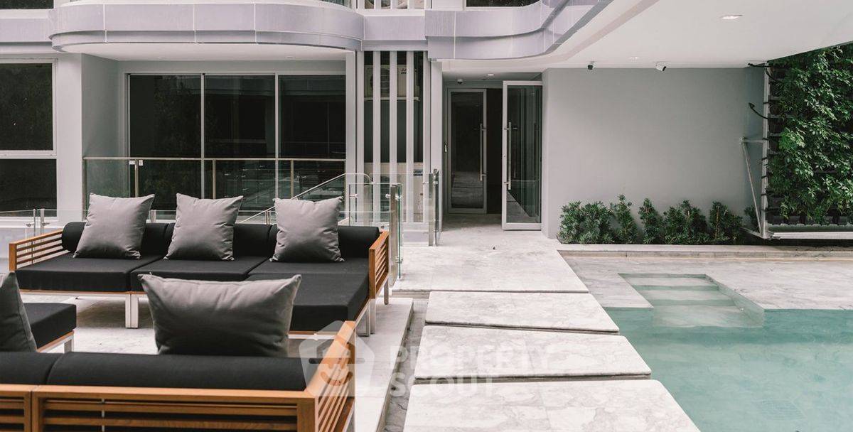 picture 2-BR Condo at Q Prasarnmit near MRT Phetchaburi (ID 2257865) - 10/12