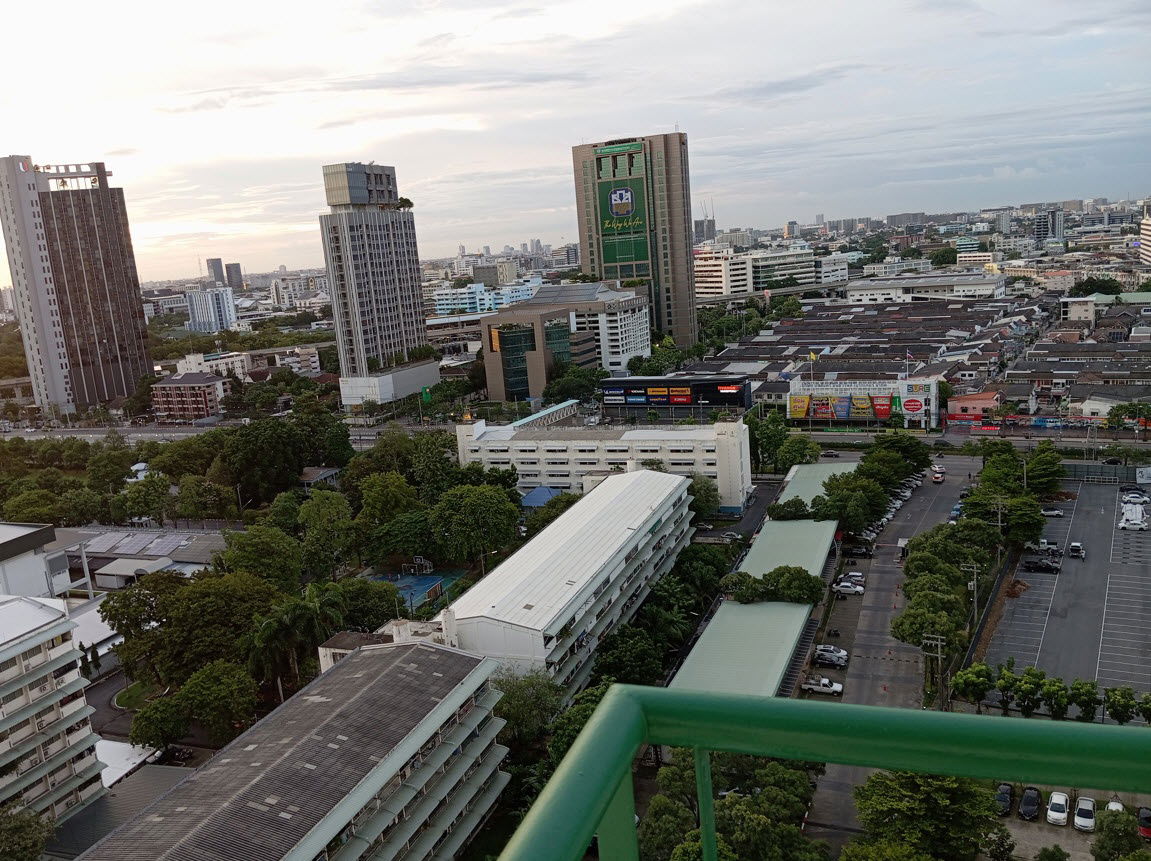 รูป ให้เช่าคอนโดศุภาลัยปาร์ค แยกเกษตร 7,000 บ พร้อมเฟอร์ครบ ตึกA(ตึกด้านใน เงียบสงบ) สตูดิโอ ชั้น19 วิวสวย เห็นม.เกษตร ไม่โดนบัง  - รูปที่ 8/14