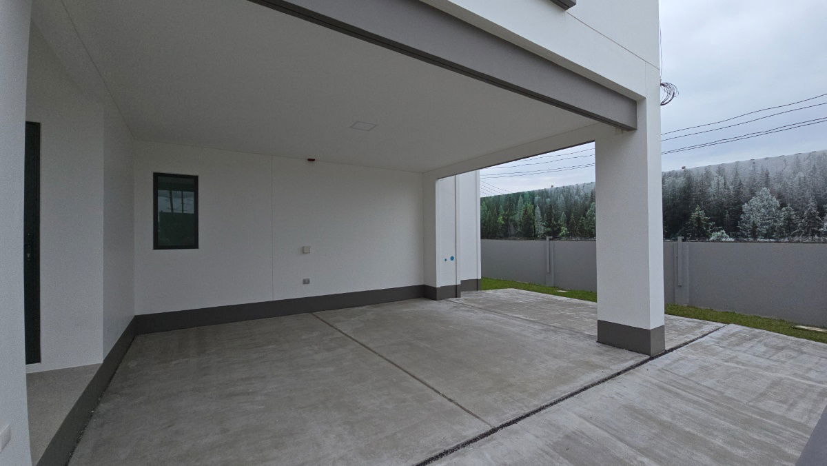 picture Exclusive Living! Corner House with Double Volume 6.5m next to Club House & Garden View - 4/31